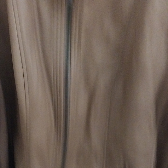 Men's Tan Leather Jacket - Picture 6 of 11